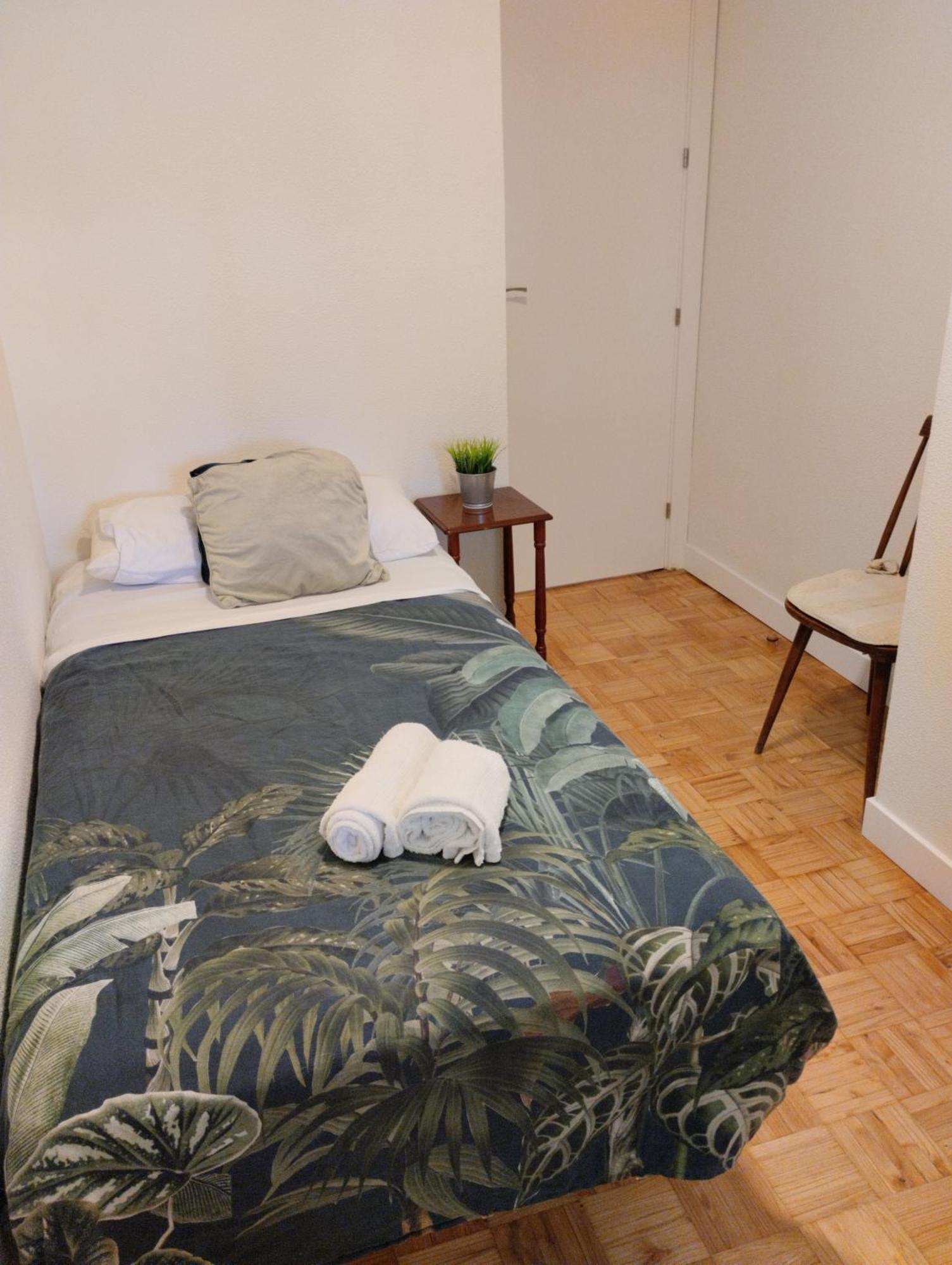 Habitacion Confort En Chamartin มาดริด ภายนอก รูปภาพ